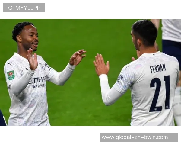 帕尔默家中意外受伤左脚小脚趾撞门引发关注