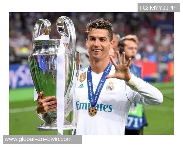 阿韦洛亚呼吁球迷支持维尼修斯感谢他为球队带来的荣耀