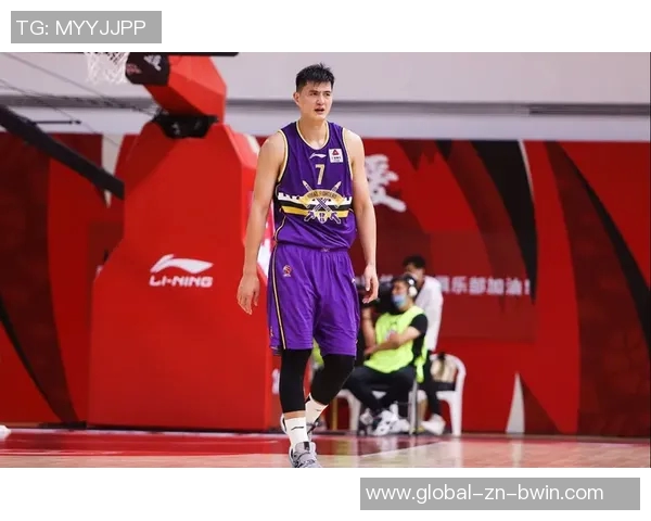 沃尔什表现出色12投7中贡献16分6篮板3抢断2盖帽正负值高达15